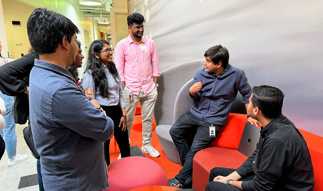 students network with alum